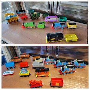 24 Items Thomas & Friends Motorized Toy Set Muddy Fix ‘em Up Friends Carly